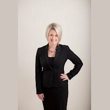Amanda J. Lewis
